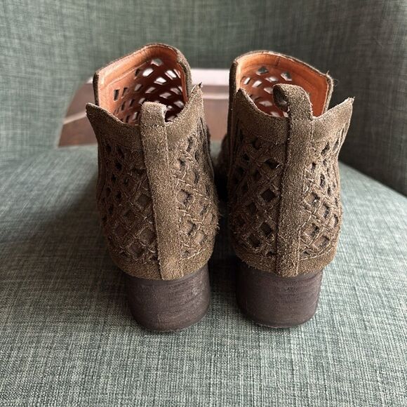 Jeffrey Campbell Taggart olive green suede Women Olive Ankle Booties boots sz 8 - Picture 5 of 11